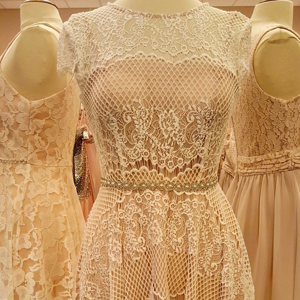 Bridal Dress ( blush undertone)